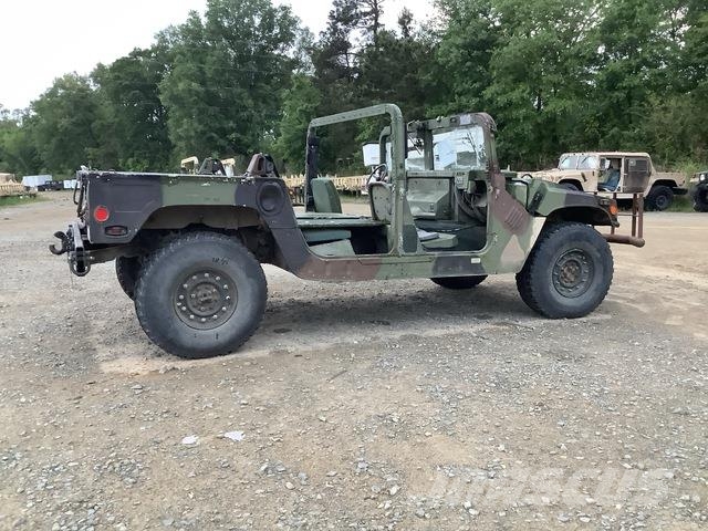AM General M1097R1 픽업/드롭사이드