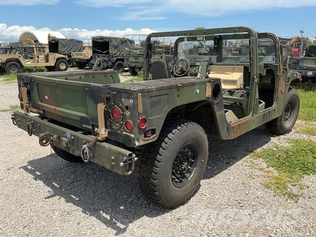 AM General M1097R1 Lava-autot