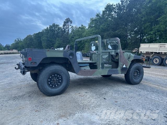 AM General M1097R1 Prekucniki
