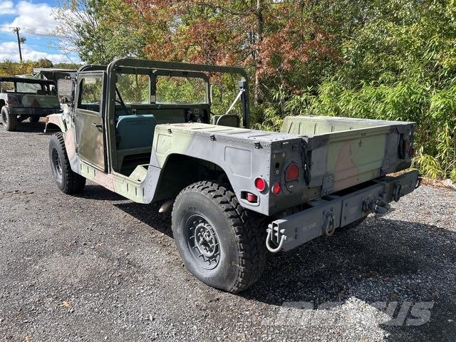 AM General M1097R1 Pickup/Pritschenwagen