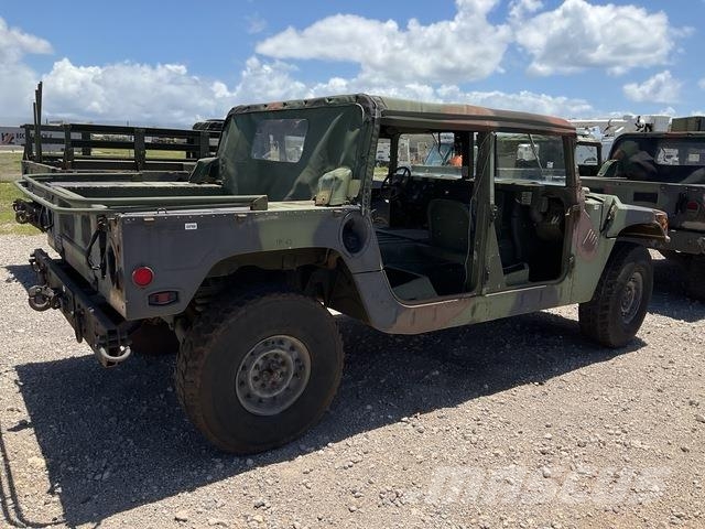 AM General M1097R1 Ldv/dropside