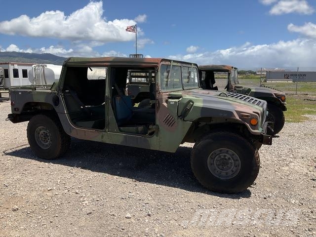 AM General M1097R1 Ldv/dropside