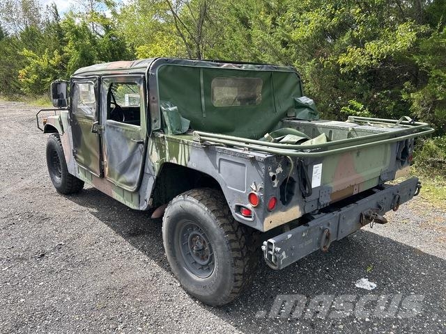 AM General M1097R1 Pickup/Pritschenwagen