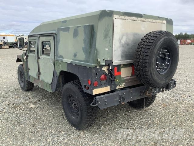 AM General M1097R1 Pick up/Valník