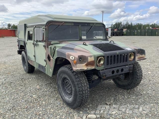 AM General M1097R1 Pick up/Valník