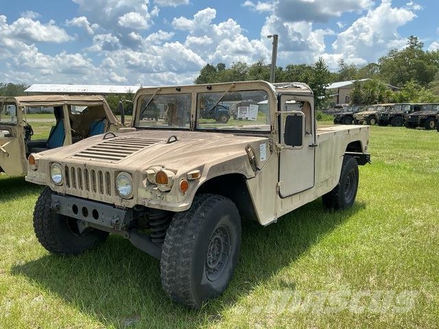 AM General M1097R1 Nakladacia/sklápacia bočnica