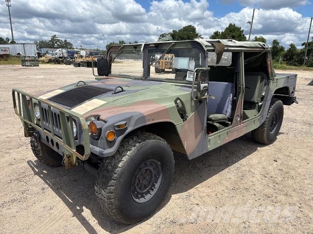 AM General M1097R1 Nakladacia/sklápacia bočnica