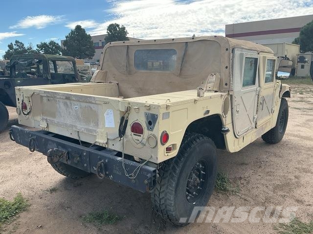 AM General M1097R1 픽업/드롭사이드