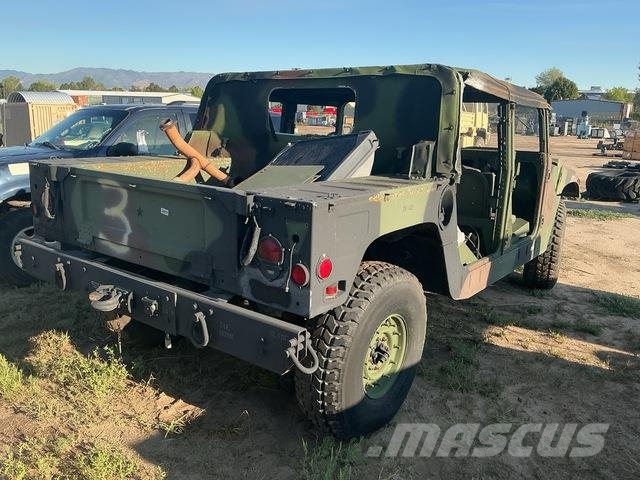 AM General M1097R1 Ldv/dropside