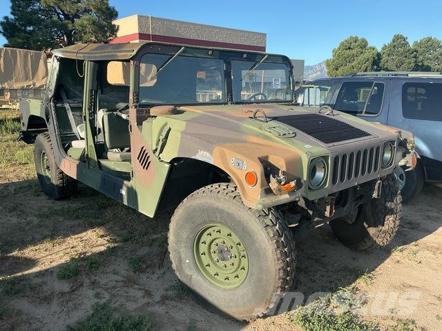AM General M1097R1 Ldv/dropside