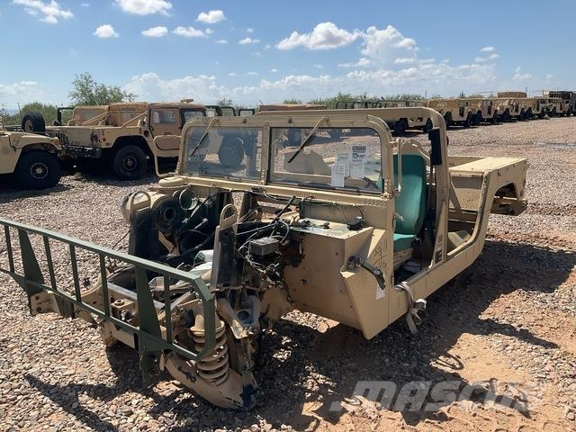 AM General M1097R1 Furgonetas caja abierta