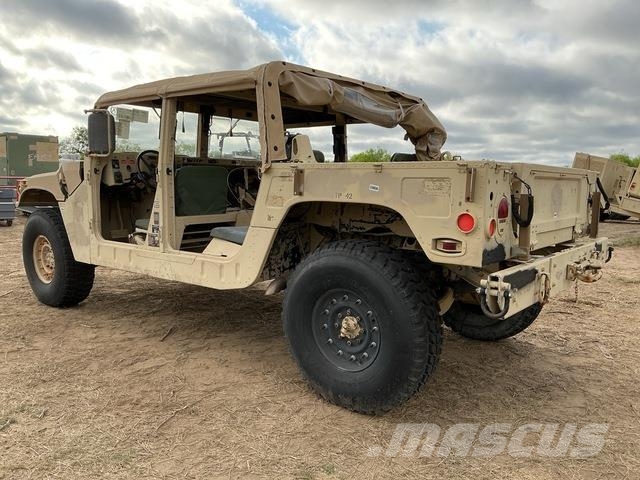 AM General M1097R1 Ldv/dropside