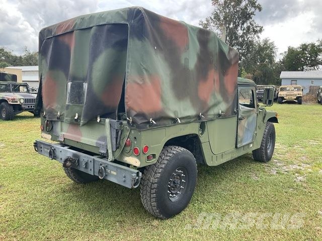 AM General M1097R1 Pikapai / Bortiniai sunkvežimiai