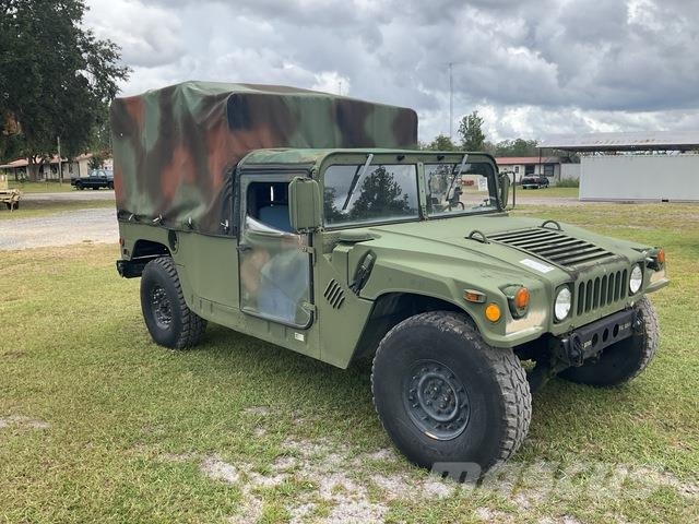 AM General M1097R1 Pikapai / Bortiniai sunkvežimiai