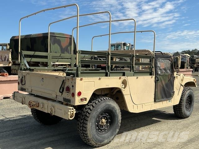 AM General M1097R1 Pickup/Pritschenwagen