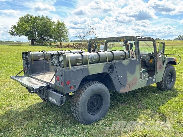 AM General M1097R1 Ldv/dropside
