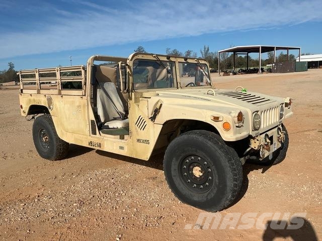 AM General M1123 Пикапи