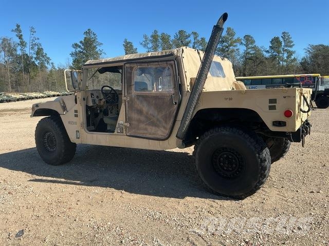 AM General M1123 Pikapai / Bortiniai sunkvežimiai