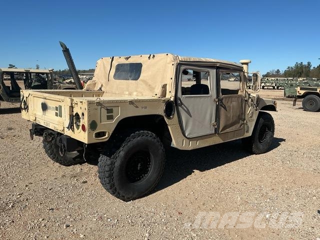 AM General M1123 Pikapai / Bortiniai sunkvežimiai