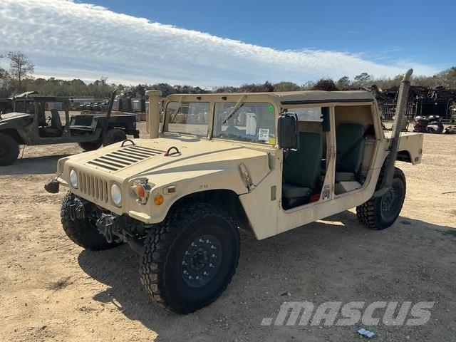AM General M1123 Pick up/Dropside