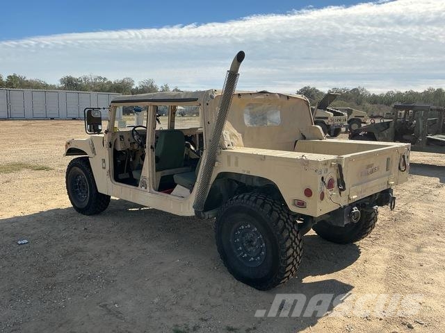 AM General M1123 Pick up/Dropside