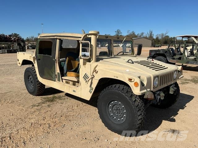AM General M1123 Pick up/Dropside