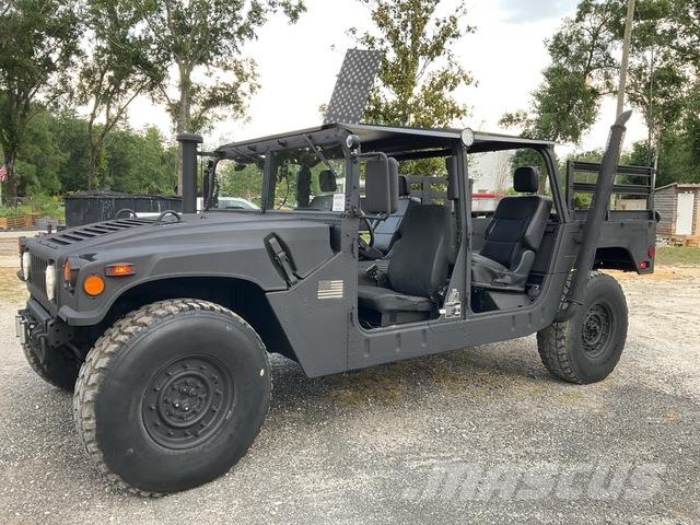 AM General M1123 Pickup/Pritschenwagen