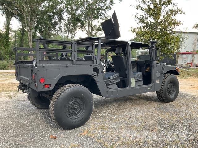 AM General M1123 Pickup/Pritschenwagen