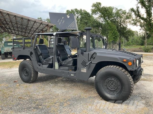 AM General M1123 Pickup/Pritschenwagen