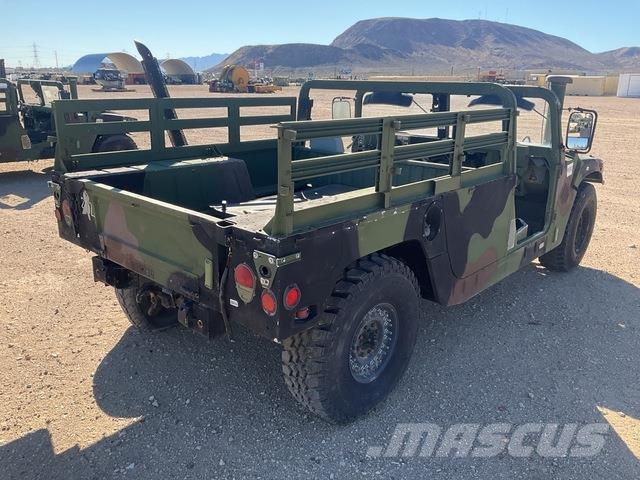 AM General M1123 Pick up/Valník