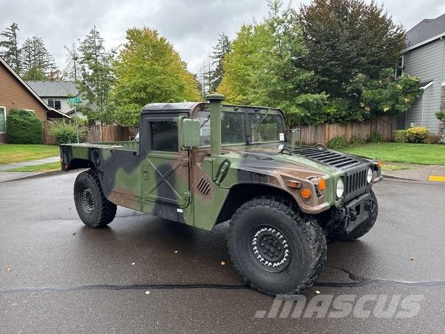 AM General M1123 Pick up/Dropside