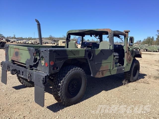 AM General M1152 Pikapai / Bortiniai sunkvežimiai