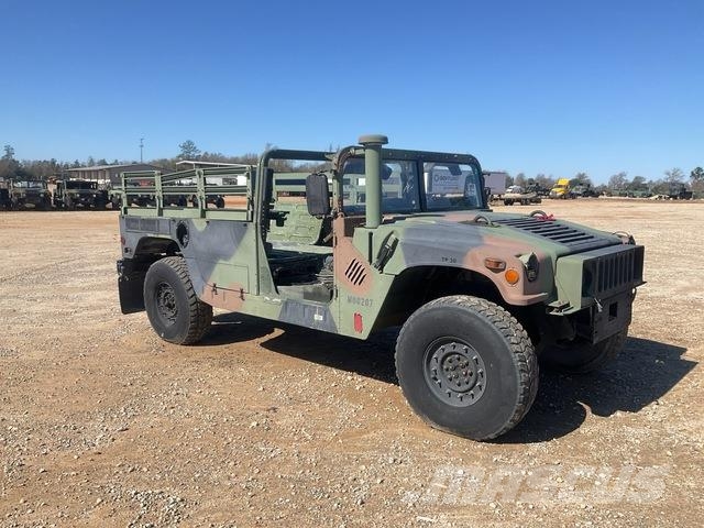 AM General M1152 Pick up/Dropside
