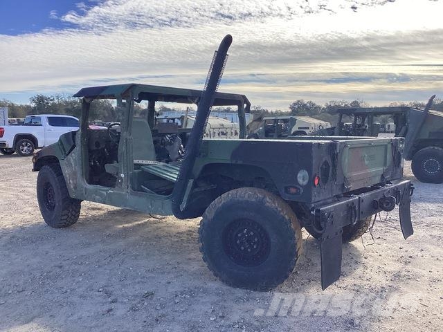 AM General M1152A1B2FK5 Pick up/Dropside