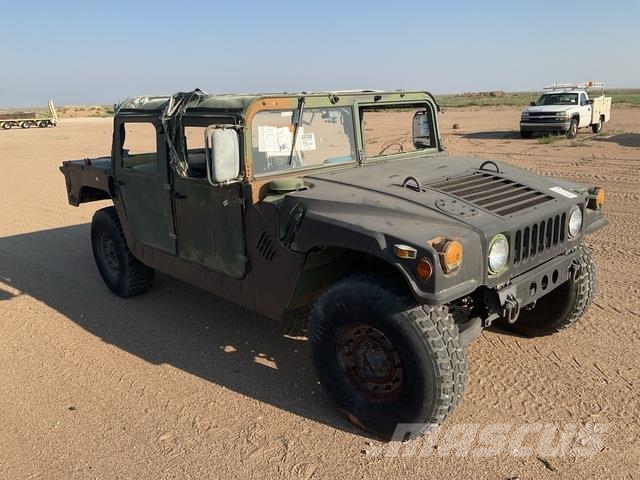 AM General M998 Pick up/Dropside