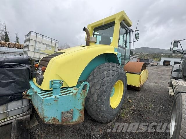 Ammann ASC 110D Rodillos de un solo tambor