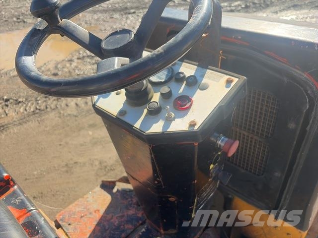 Ammann AV12E Ikerdobos hengerek