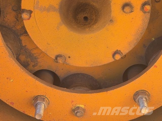 Ammann AV12E Ikerdobos hengerek