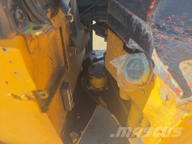 Ammann AV12E Ikerdobos hengerek