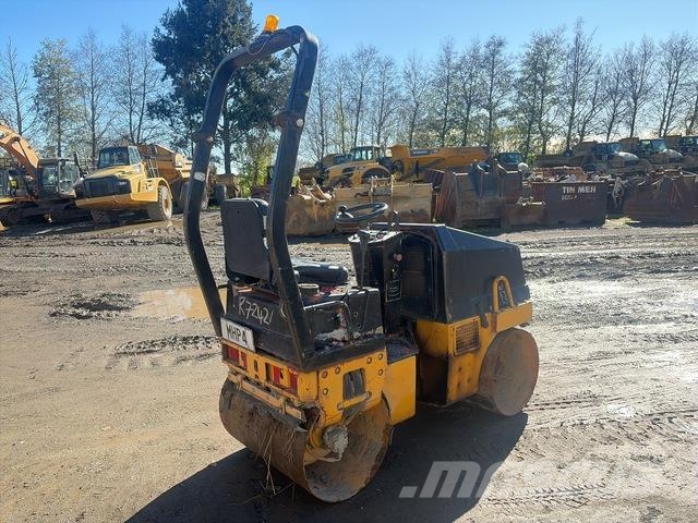 Ammann AV12E Ikerdobos hengerek