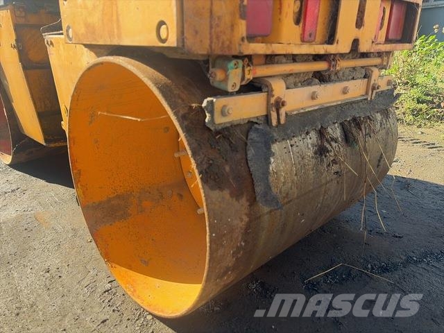 Ammann AV12E Ikerdobos hengerek