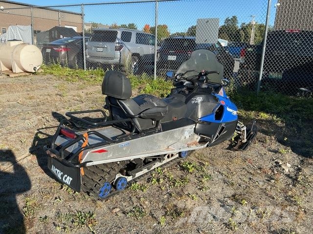 Arctic Cat Bear Cat Motoneige