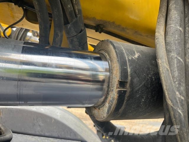 Atlas Copco Boomer XE3C Druga podzemna oprema
