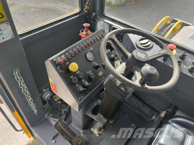Atlas Copco Boomer XE3C Druga podzemna oprema