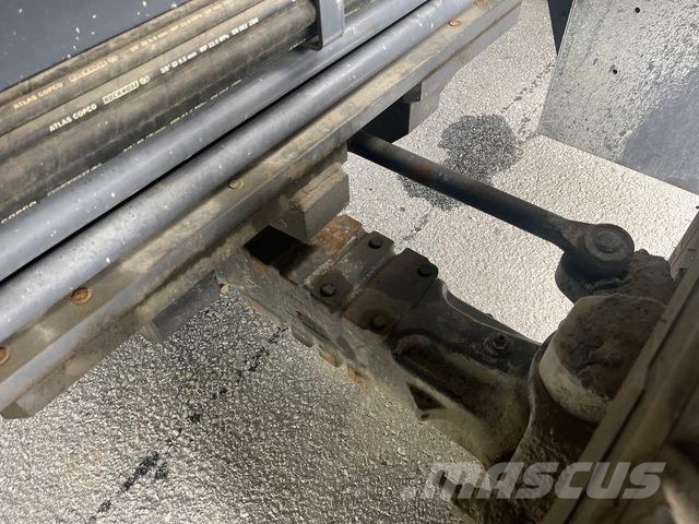 Atlas Copco Boomer XE3C Druga podzemna oprema