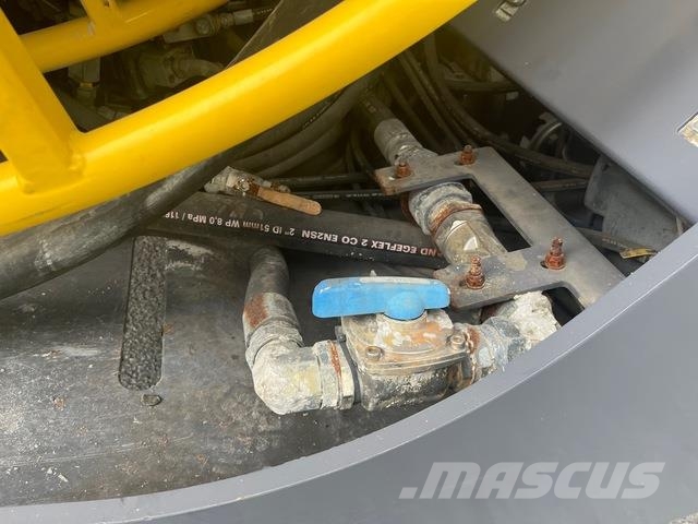 Atlas Copco Boomer XE3C Druga podzemna oprema
