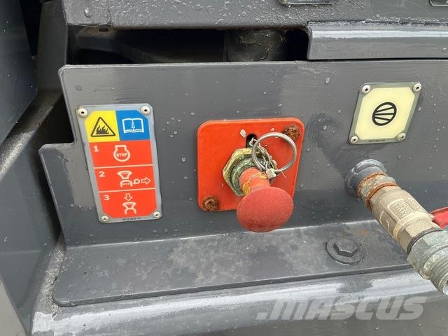 Atlas Copco Boomer XE3C Druga podzemna oprema