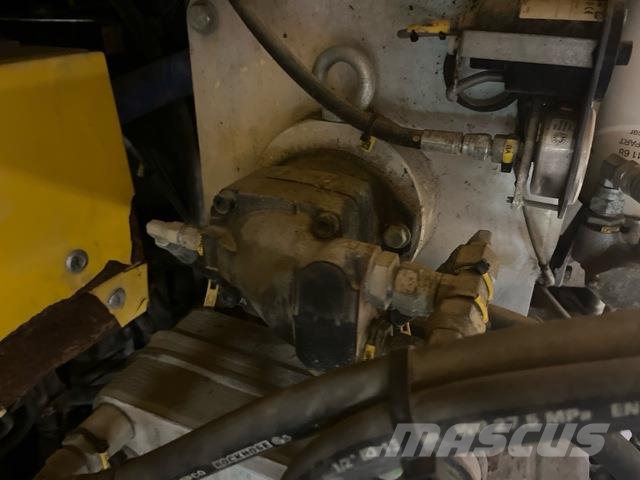 Atlas Copco Boomer XE3C Druga podzemna oprema
