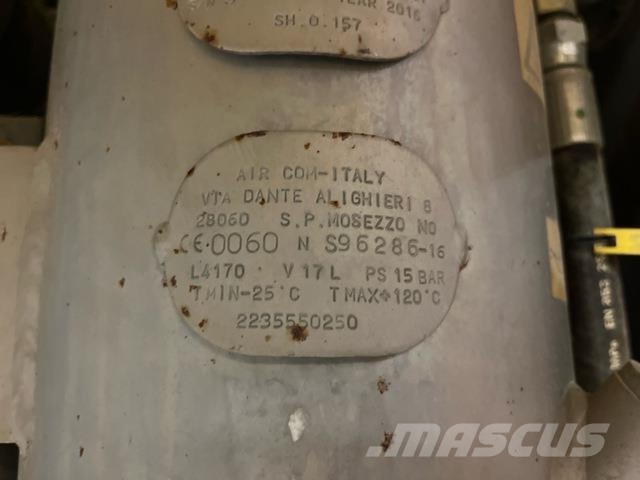 Atlas Copco Boomer XE3C Druga podzemna oprema