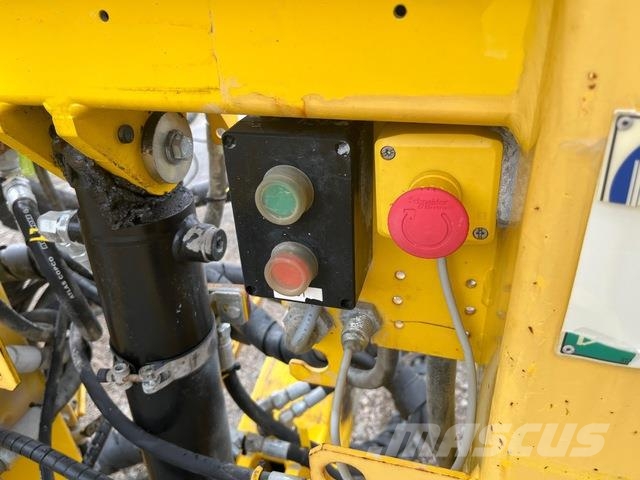 Atlas Copco Boomer XE3C Druga podzemna oprema